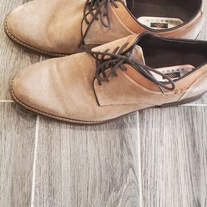 Abound Men’s Tan Textured Lace-Up Dress Shoes